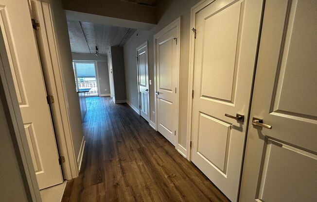 1 bed, 1 bath, 681 sqft, $2,625, Unit 952-609