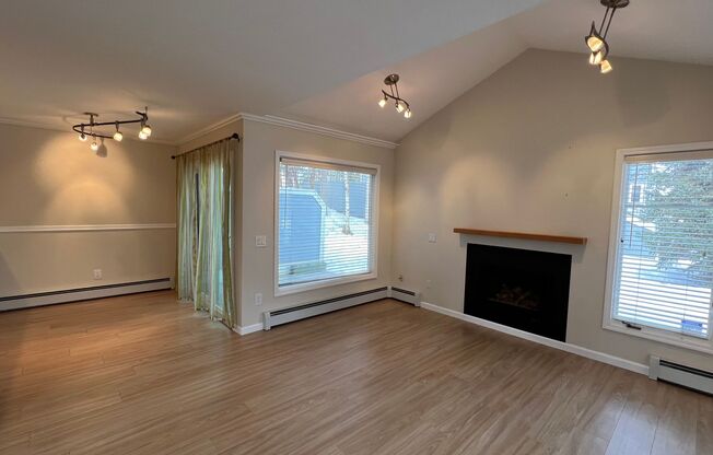 Lovely 2 Bedroom Townhouse Condo W/Garage - Corner Lot - Call Today!