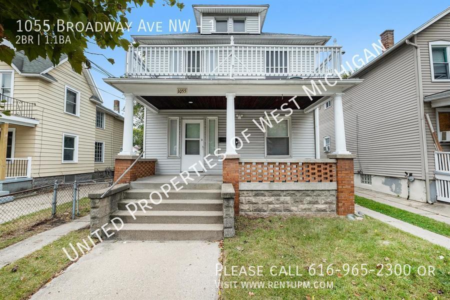 1055 BROADWAY AVE NW