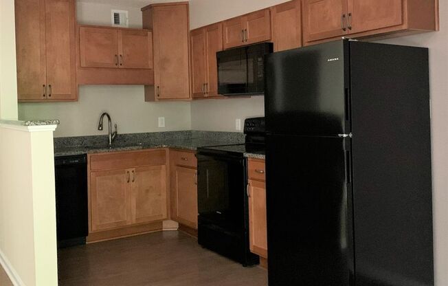 1 bed, 1 bath, 641 sqft, $1,308, Unit 1231TrB