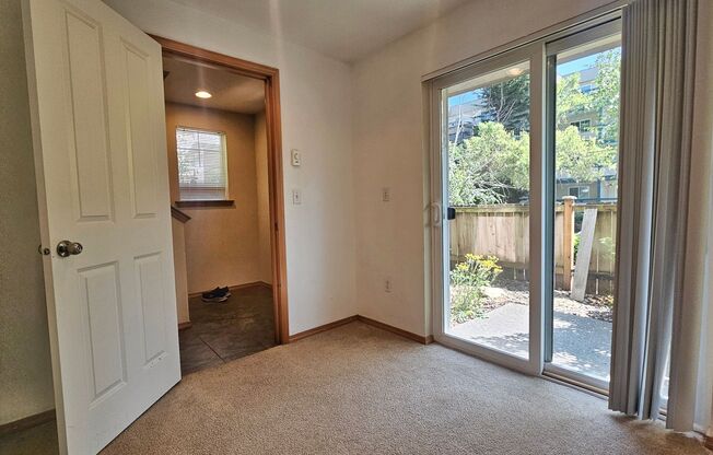 3BR/1+1BA Townhouse - Seattle