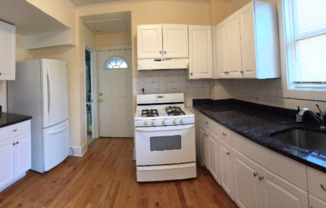 832 W 34th Pl 2
