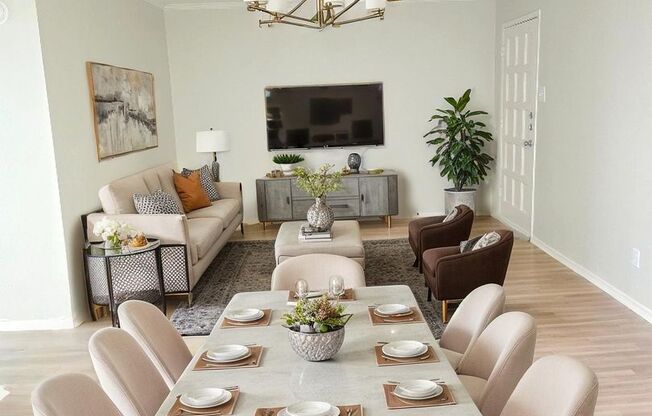 2 beds, 1 bath, 900 sqft, $1,321, Unit LAW11-116