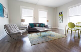 1 bed, 1 bath, 445 sqft, $1,675, Unit 928