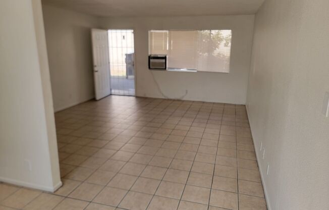 2 beds, 1 bath, $1,650, Unit 1