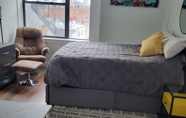 Studio, 1 bath, $2,200, Unit 410