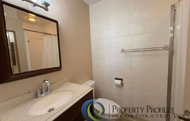 Rare 1 Bedroom Haleiwa Surf Condo - Available Now!