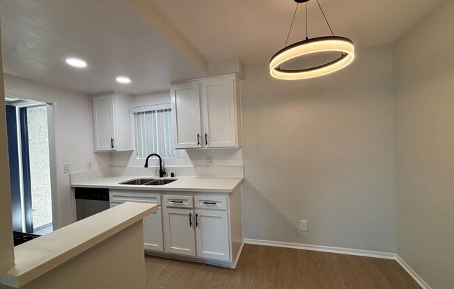 1 bed, 1 bath, 695 sqft, $2,148, Unit 210