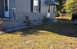 3 beds, 1 bath, $2,200