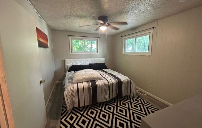 3 beds, 1 bath, $1,500