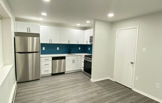 1 bed, 1 bath, 650 sqft, $1,395, Unit 18