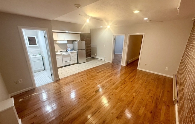 199 BEACON ST