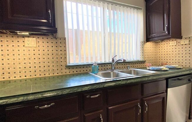 2 beds, 2.5 baths, 1,300 sqft, $3,445, Unit 4