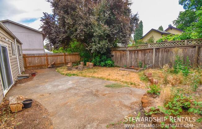 619 NW 18 ST