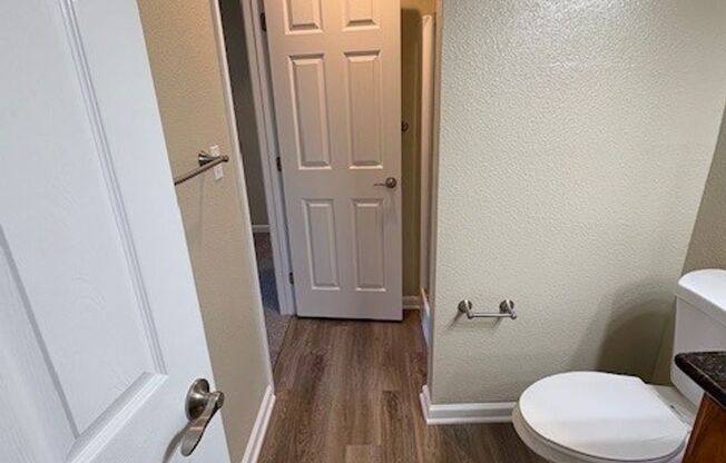 2 beds, 2 baths, 900 sqft, $2,015, Unit 156