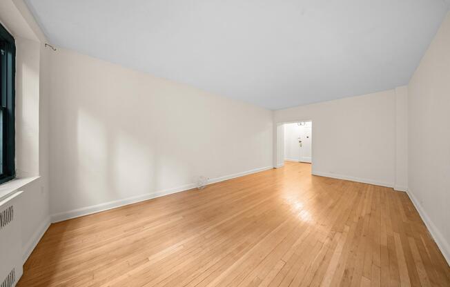 78 10 34 AVE