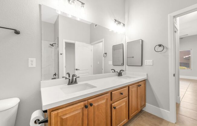 2 beds, 2 baths, $1,650, Unit # 1030