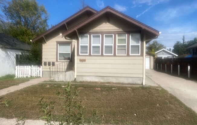 1212 East 19th Street