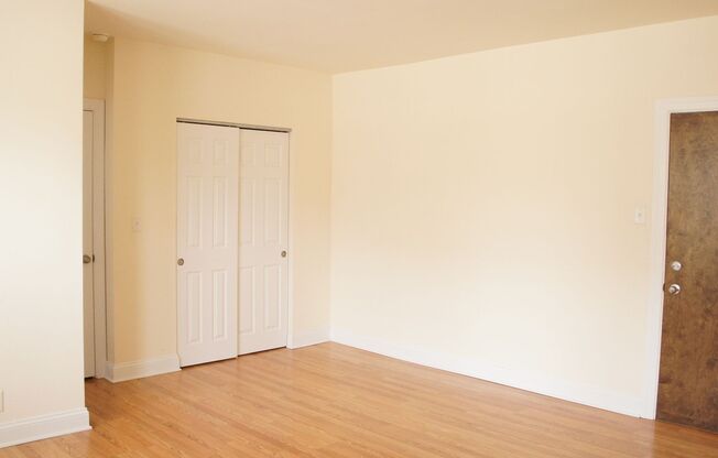 Studio, 1 bath, 450 sqft, $1,795, Unit 308