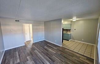 Renovated 1 Bedroom 1 Bath Available Now! Check out the new security deposit program!