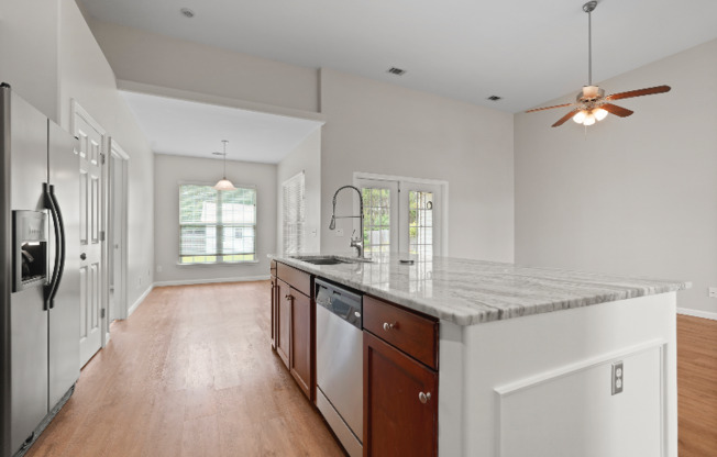 168 WILLOW PT CIR