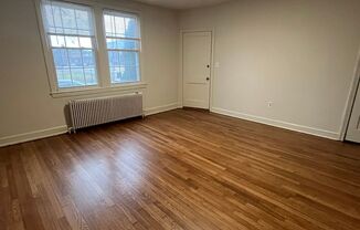 1 bed, 1 bath, 780 sqft, $1,770, Unit 422 #1