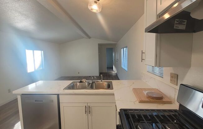 2 beds, 2 baths, 1,000 sqft, $2,595, Unit Unit BACK