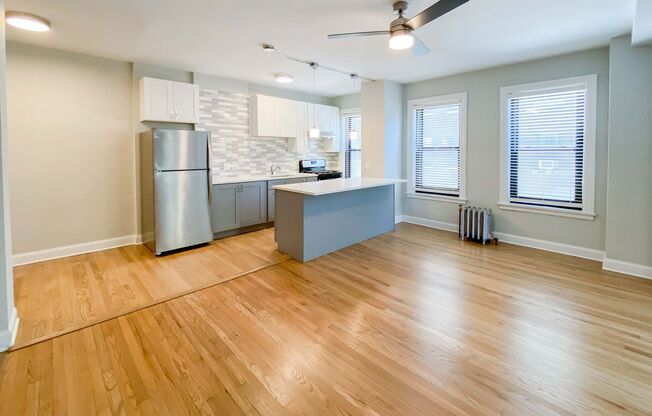 2 beds, 2 baths, 1,275 sqft, $3,350, Unit 540-3A