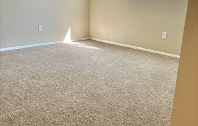 2 beds, 1 bath, 830 sqft, $1,349, Unit 101