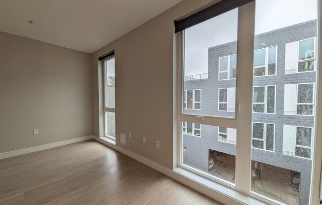 Studio, 1 bath, 412 sqft, $1,275, Unit 304