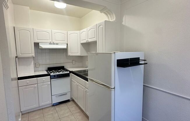 Studio, 1 bath, $1,695, Unit 1105