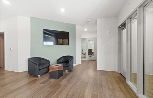 2 beds, 2 baths, 966 sqft, $1,495, Unit #313