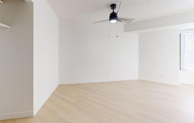 3 beds, 2 baths, 1,302 sqft, $1,250, Unit 205-201G