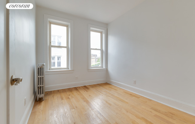 152 E 53 ST