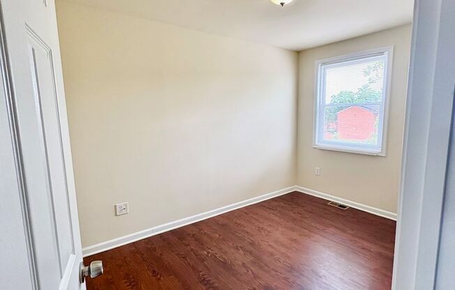 Spacious 4-Bedroom Townhome – Newly Renovated & Move-In Ready! ** VOUCHER HOLDERS ONLY**