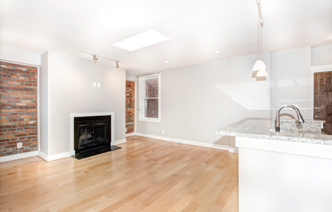 1451 HARVARD ST NW