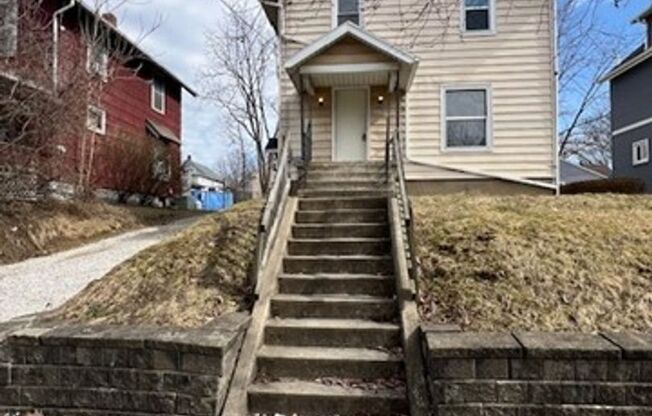 2171 SW 16th St Akron OH 44314