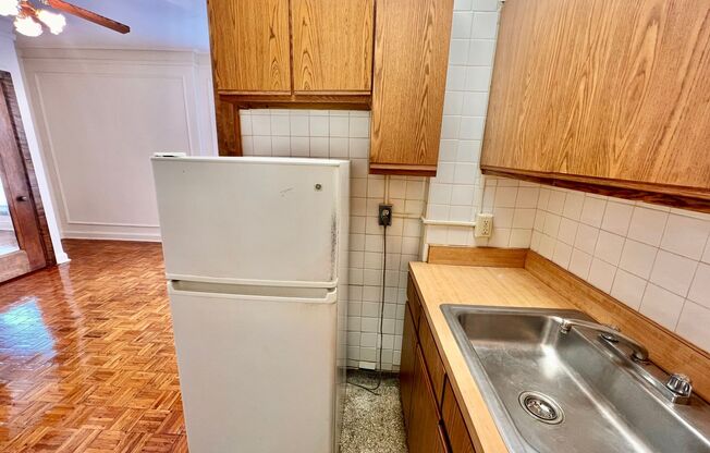 Studio, 1 bath, 300 sqft, $1,375, Unit 530-612