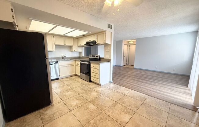 3720 SNORKEL CIR