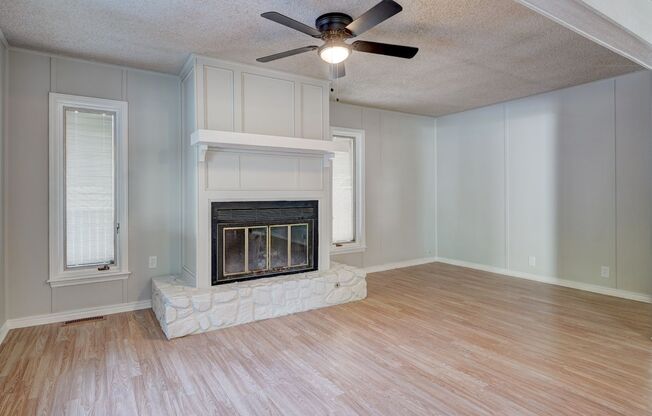 4 Bedroom Available Now!