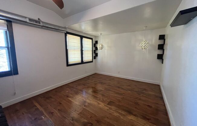 3 beds, 2 baths, $2,200