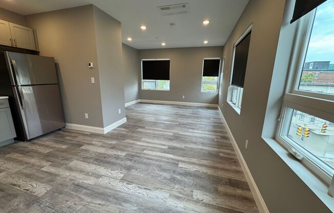 Studio, 1 bath, $2,200, Unit 407