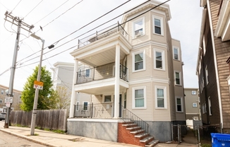 32 VICTORY RD