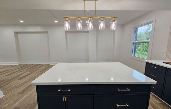 Amazing 3 bedroom 2.5 bath House for Rent in Garfield!