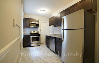 51 LINDEN ST