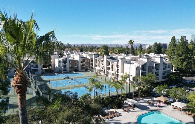 5540 Owensmouth Avenue