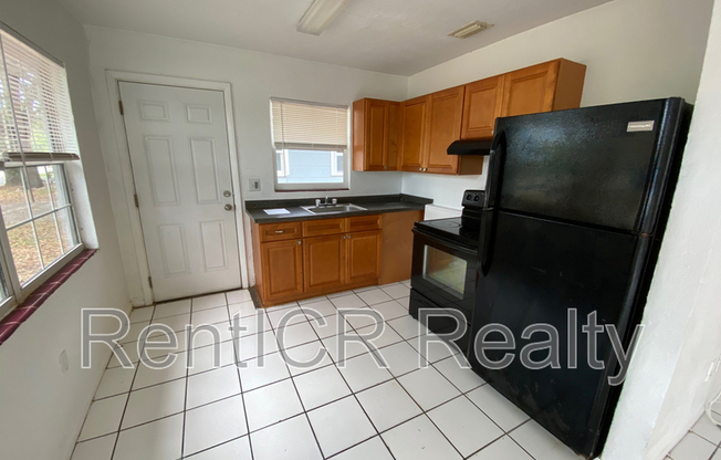 1733 OVERBROOK AVE