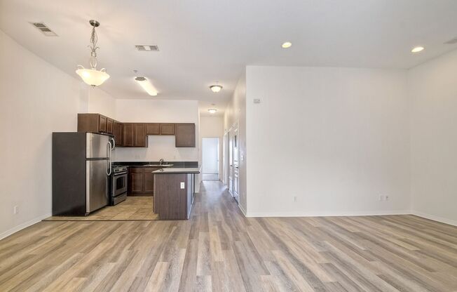 2 beds, 2 baths, 1,034 sqft, $2,995, Unit 505