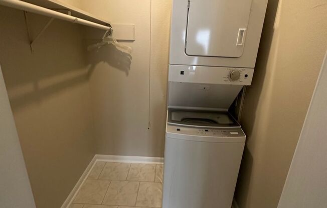 1 bed, 1 bath, $1,015