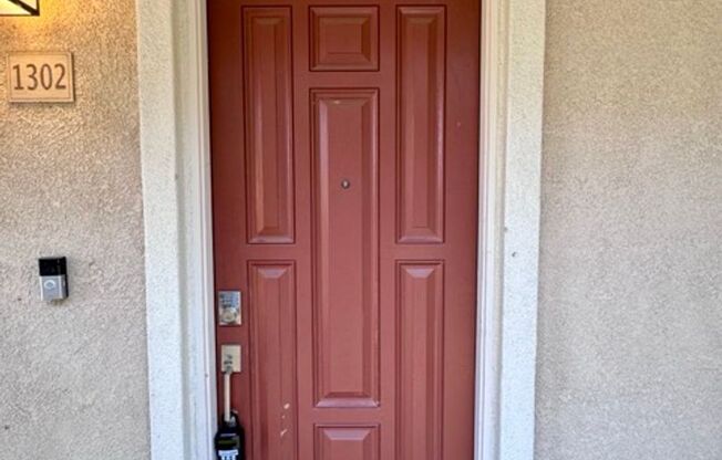 Beautiful Canyon Hills 2 Bedroom Condo for Lease!